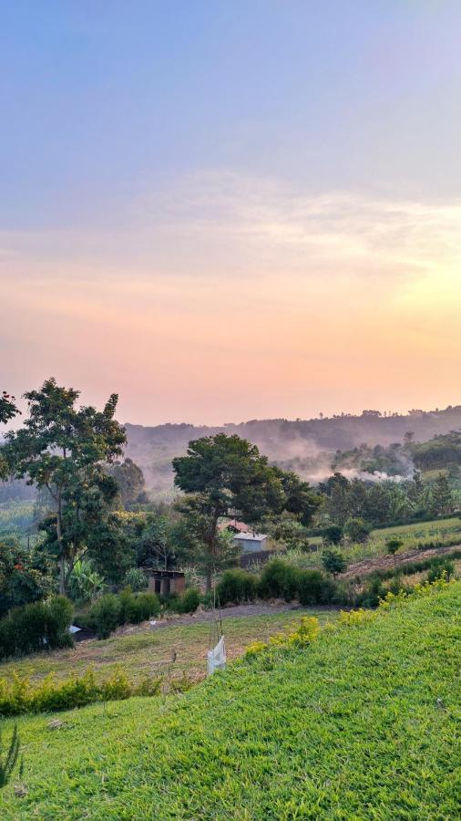 Lake Lyantonde Eco Campsite Original Fort Portal Екстериор снимка