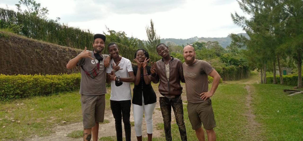 Lake Lyantonde Eco Campsite Original Fort Portal Екстериор снимка