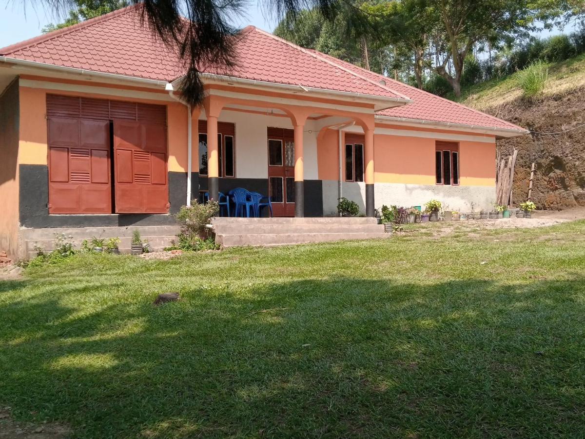 Lake Lyantonde Eco Campsite Original Fort Portal Екстериор снимка